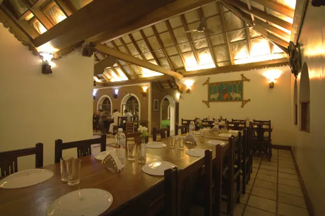 PATHU IRUPATHIANJU(10:25)@AMBADI