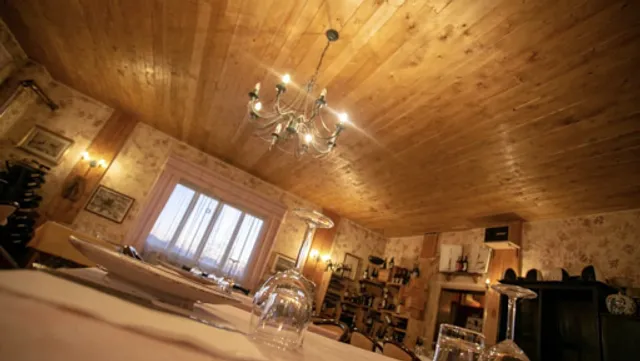 Yggdrasill Viking Pub