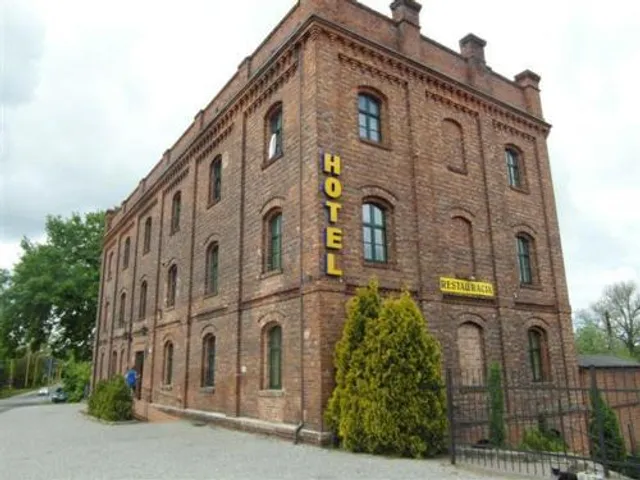 Hotel "Mały Młyn"
