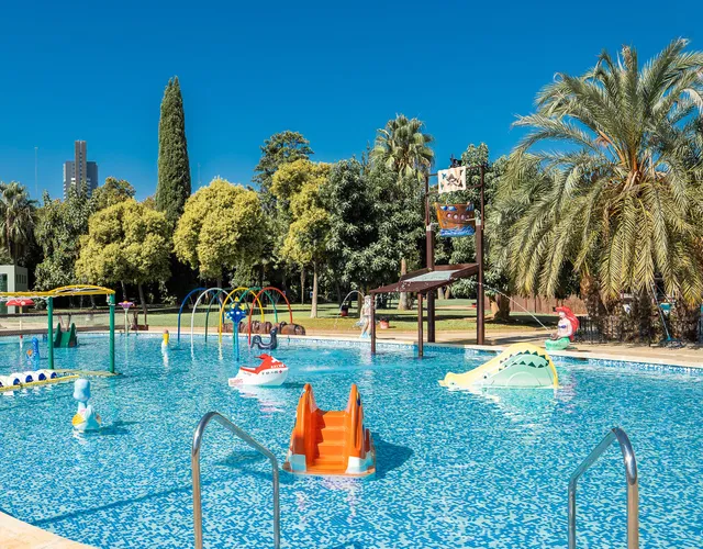 AQUAVAL - Solución a tu piscina