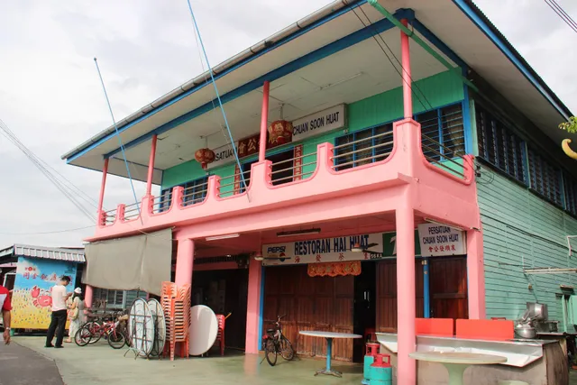 Pulau Ketam D'island Beds & Cafe