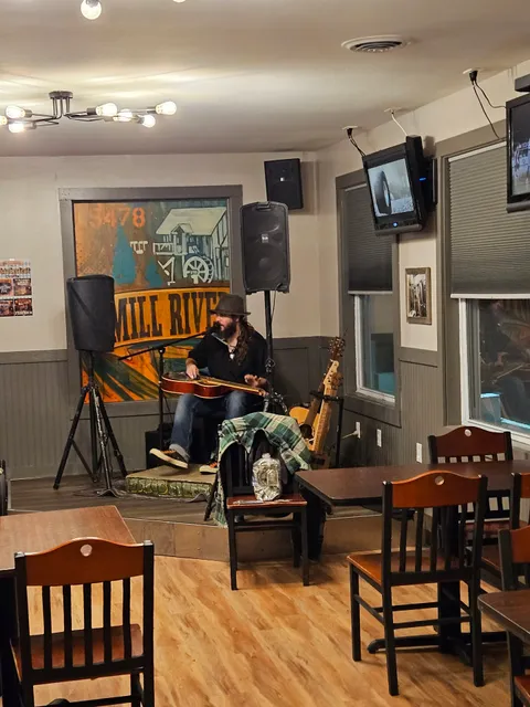 Mill River Brewing Taphouse