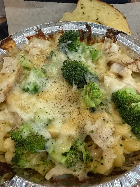 Roni's Mac Bar - Auburn