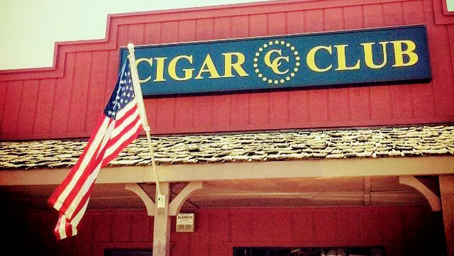 CIGAR CLUB