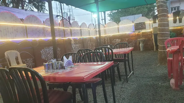 Nilu Garden Restaurant