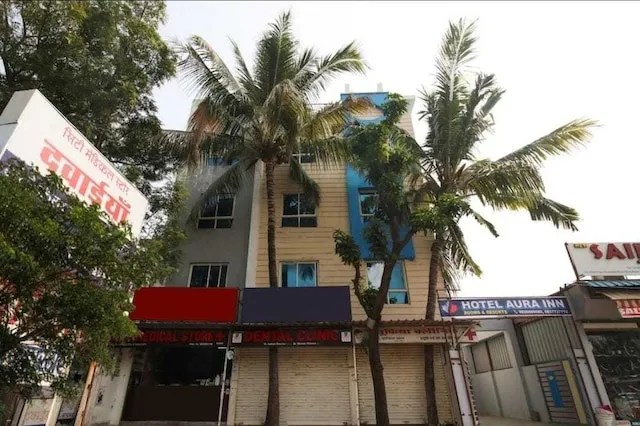 OYO 702290 Hotel Aura Inn