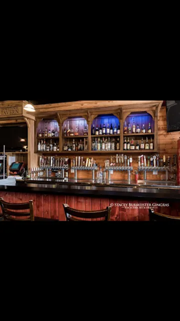 Dan's Downtown Tavern