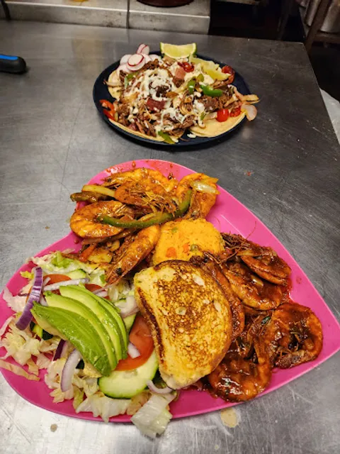 Taco N Madre Taqueria Y Cevicheria