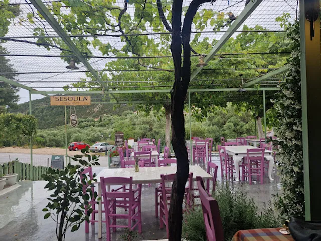 Sesoula Taverna