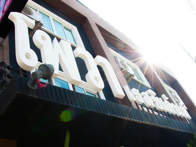 Pova Residence and Boutiques Resort