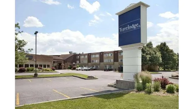 Travelodge by Wyndham Ottawa East