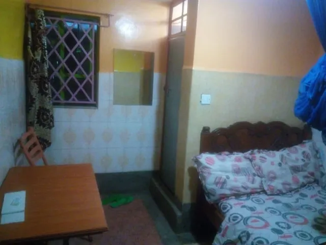Damuku Guest House