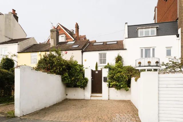 Your Brighton Holiday Ltd