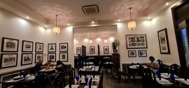 Jenny's on the Boulevard