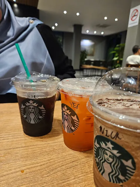 Starbucks Bamboo Hills DT