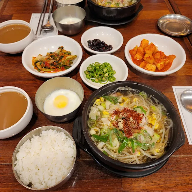 비사벌 전주콩나물국밥