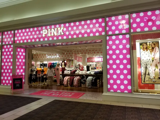 Victoria's Secret & PINK