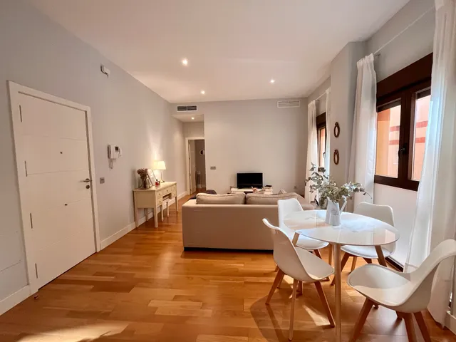 Homely Málaga Gestión de Apartamentos Turísticos.