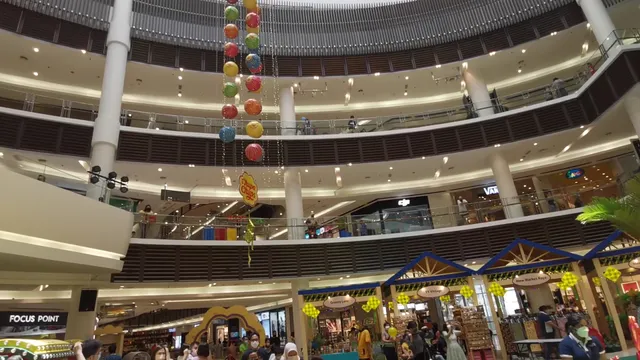 Paradigm Mall