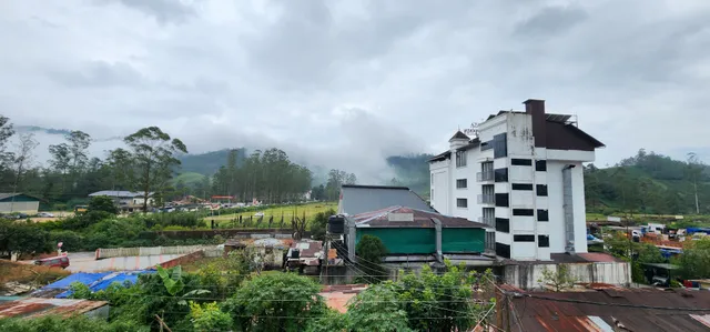 WILLOW HILL LEISURE HOME