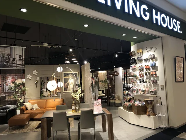 LIVING HOUSE . Hiroshima T - SITE Ten