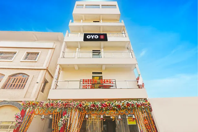 Collection O Sheesh Mahal Hotel