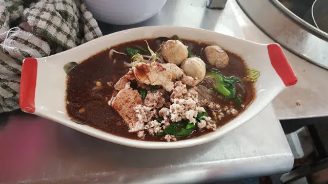 818 Thai Food & Boat Noodle