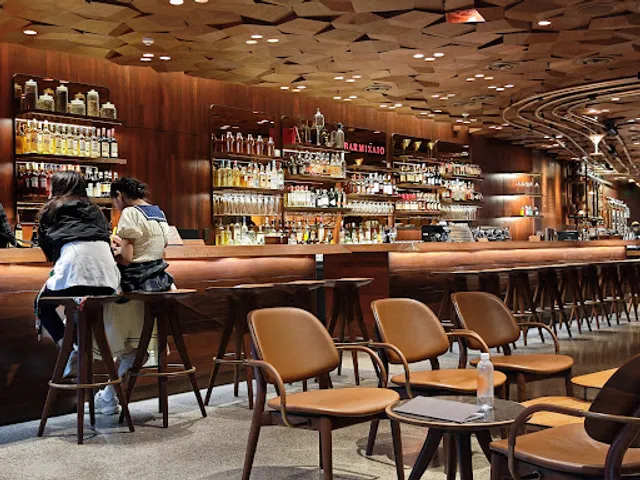 Starbucks Reserve (Huashan Rd Br.)