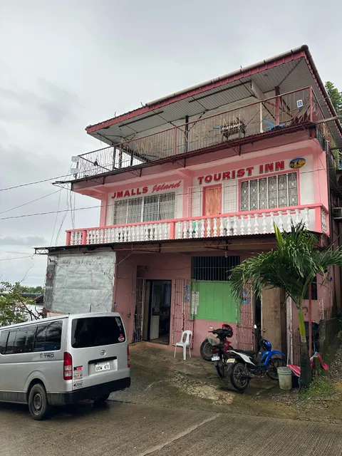 Jmalls Island Tourist Inn