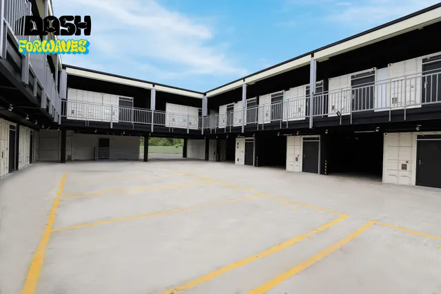 達煦浪花旅店｜卡丁車/遊戲區/飛鏢機