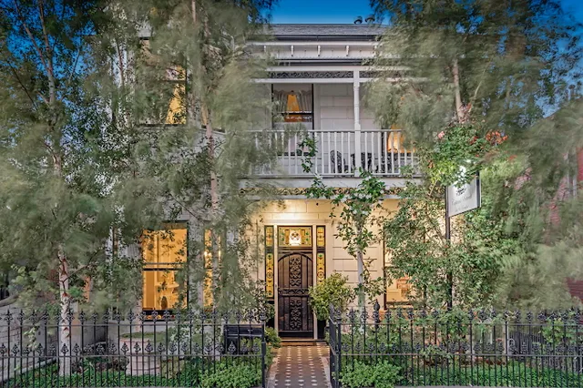 Captains Retreat Apartments & Cottages Williamstown