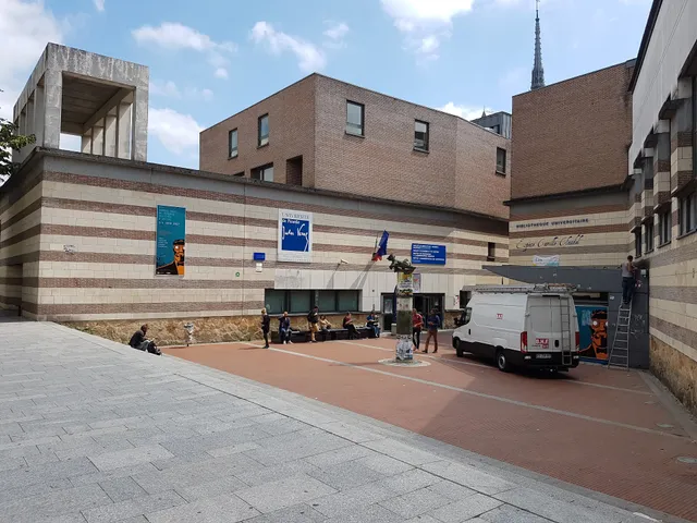 U.F.R. Law and Political Science