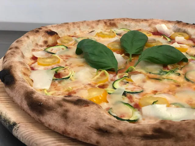 Amalfitana Snc Di Massimo Nicola e C.