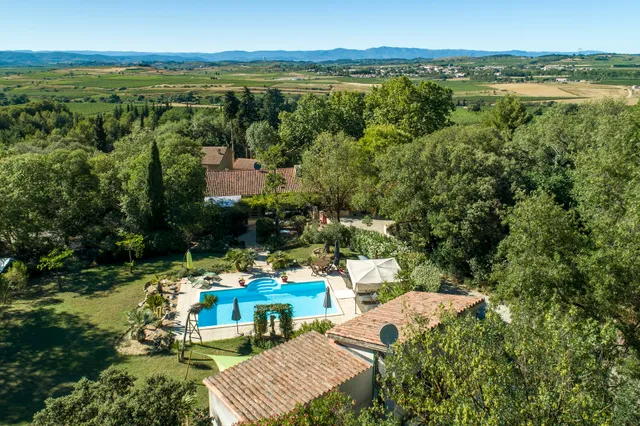 Domaine à l'Aise - Chambres d'hôtes & Gîtes & Table d'Hôtes