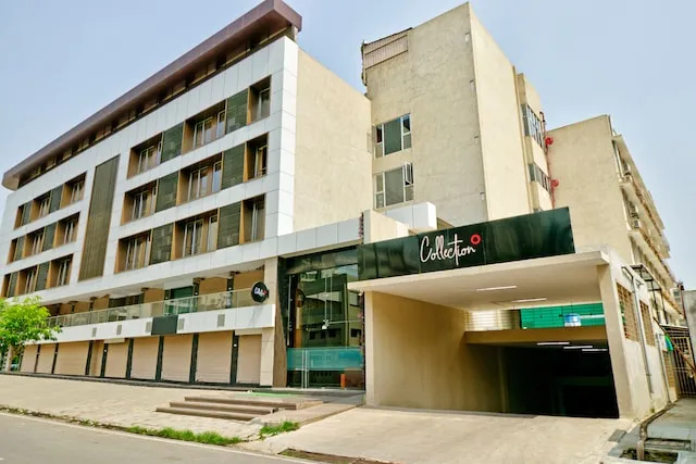 Collection O 45131 Rajgreen Celebration VIP Rd