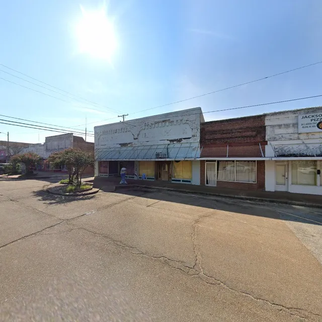 Oohwees Sports Bar And Grill