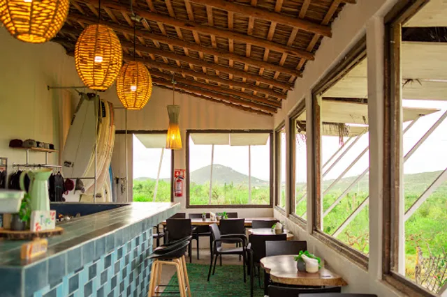 Same Same but Different Café