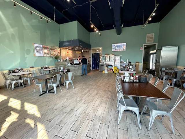 Tasty 160 Pho & Boba Tea