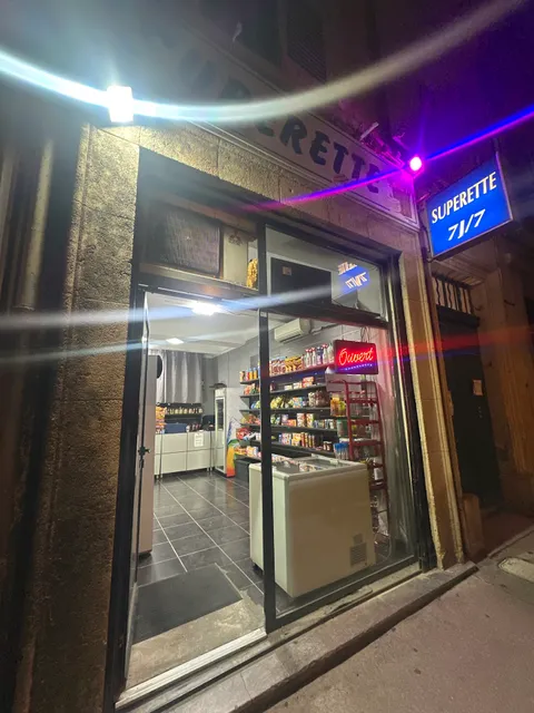 Supérette 7/7