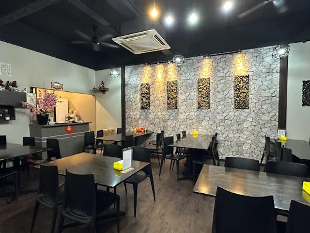 Roy Thai Restaurant • Ipoh Garden