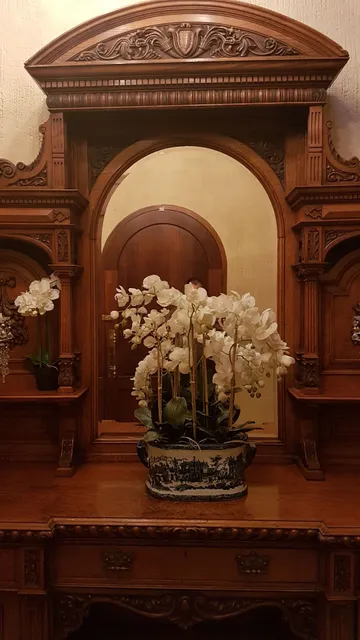 Victorian Manor Guesthouse/ KumoLifestyle