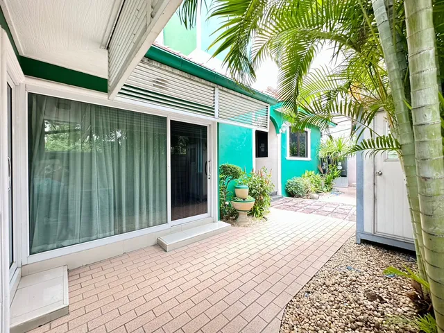 Phet Place Apartment