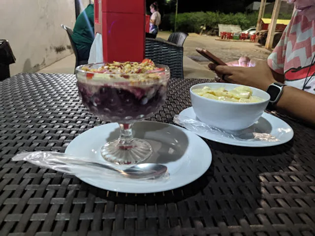 Shalom - Sorveteria, Açaiteria e Lanchonete