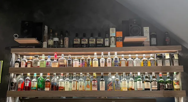 Staccato Whisky Bistro威士忌餐酒館/居酒屋/酒吧