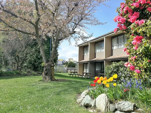 Fairway Motel and Apartments