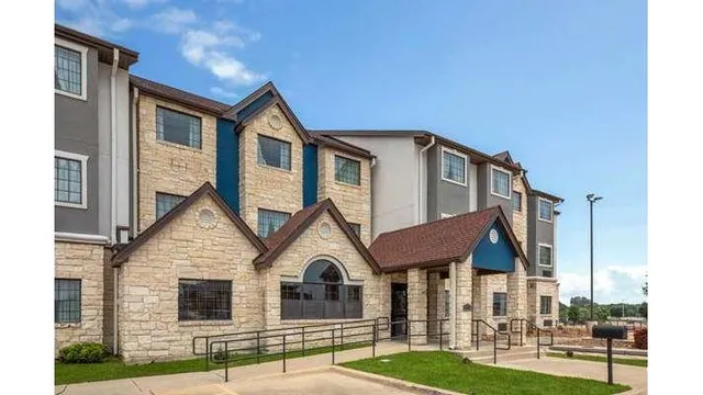 Microtel Inn & Suites by Wyndham Buda Austin South