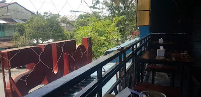 Lotus Family Karaoke & Pujasera resto gym sibolga