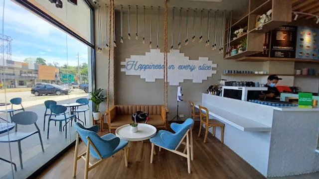 Sharmaine’s Cakes & Pastries Uptown