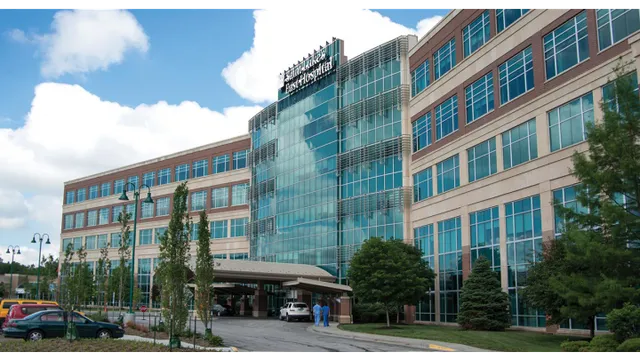 Saint Luke's East Hospital