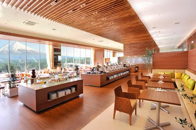 Buffet dining Fujiyama Terrace